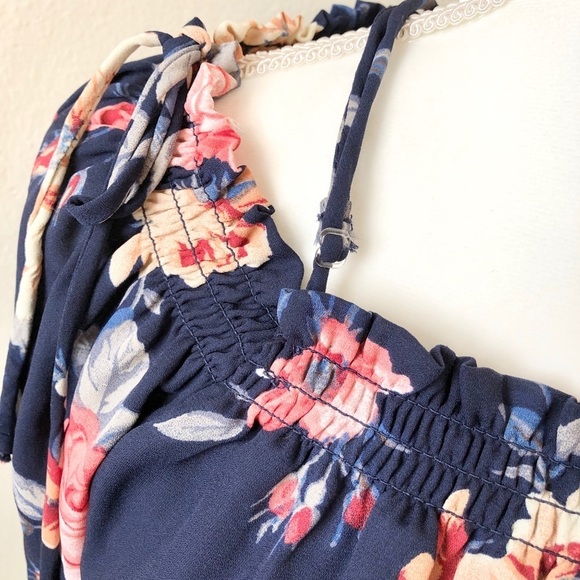 iZ Byer Navy Flowy Floral Off Shoulder Top Women’s Medium - Picture 10 of 12